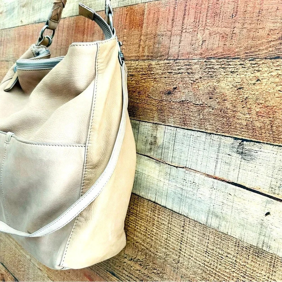 Lucky Brand Vala Leather Hobo Bag - Picture 5 of 11